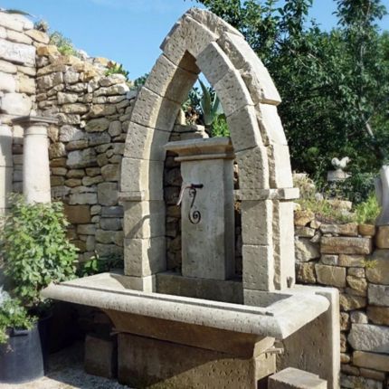 Antiker Wandbrunnen Gotha