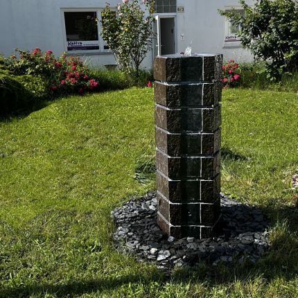 Gartenbrunnen Basalt - Skulptur Wassersäule 120cm