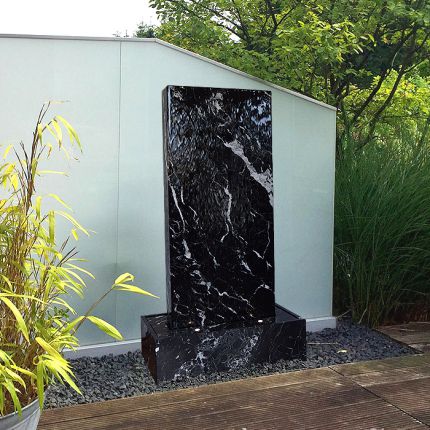 Terrassenbrunnen Wasserwand Epos Nero Marquina 2